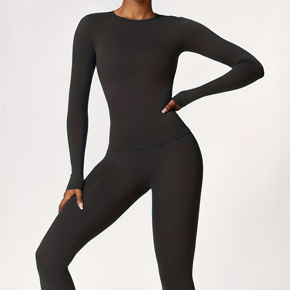Pilates & Yoga Unleashed International Academy Yonkers - بدلة يوجا ضيقة ذات أكمام طويلة