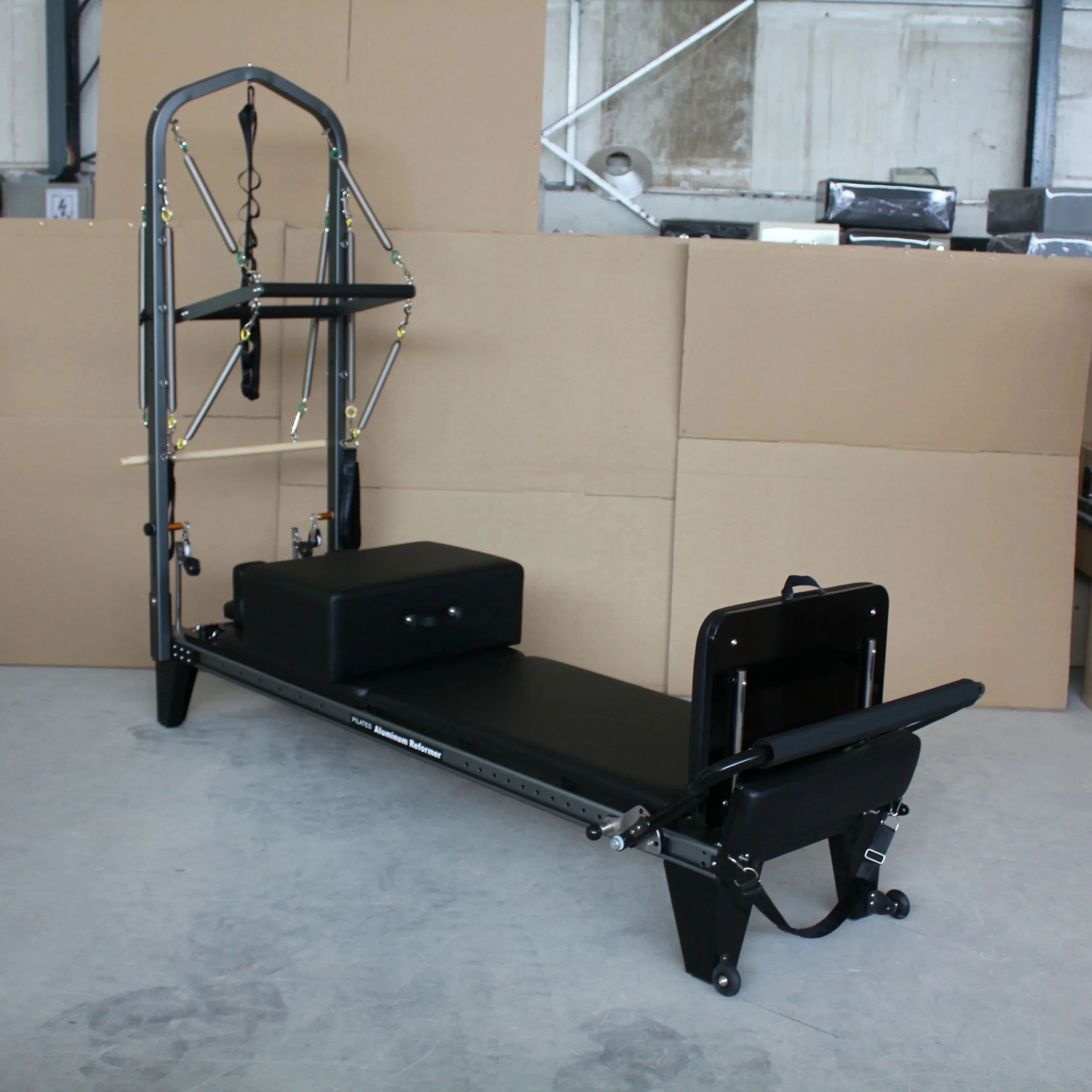 Pilates Reformer Spring - -مصلح نصف ترابيز ستوديو سبرينغز بيلاتيس