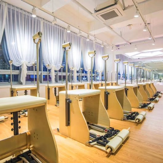 كرسي بيلاتس متعدد الوظائف بسعر - مراجعة Pilates Reformer Spring وسعره