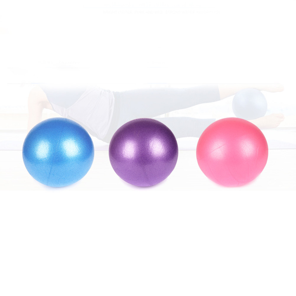 قطعتان من كرات البيلاتس الصغير - مراجعة Pilates Yoga Ball Exercises وسعره