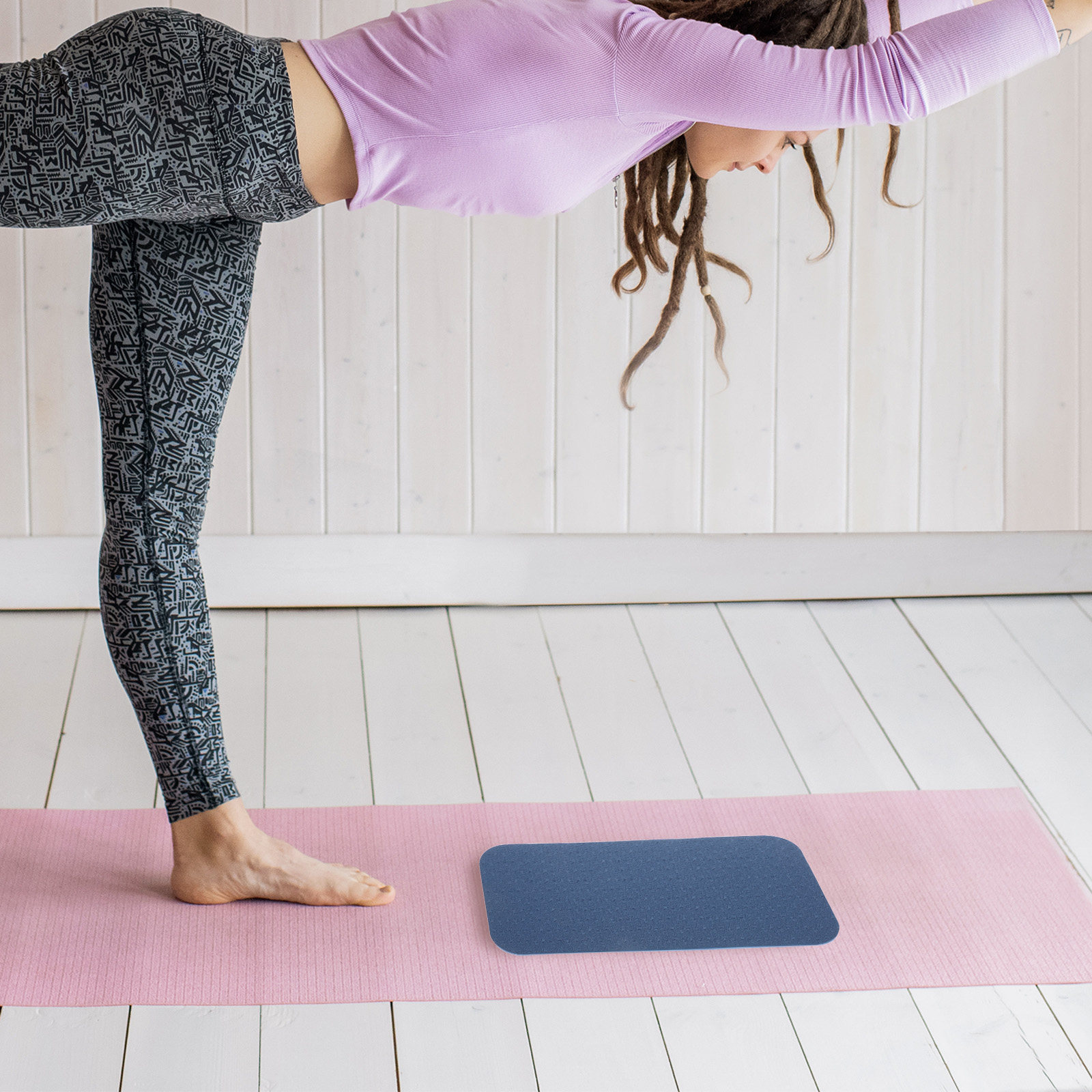 سجادة يوجا سميكة وعريضة بسطح غ - مراجعة Pilates Yoga Joint وسعره