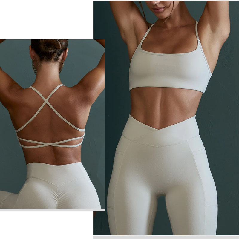 Aiithuug تقاطعات الظهر اليوغا  - مراجعة Pilates Yoga And Gym وسعره