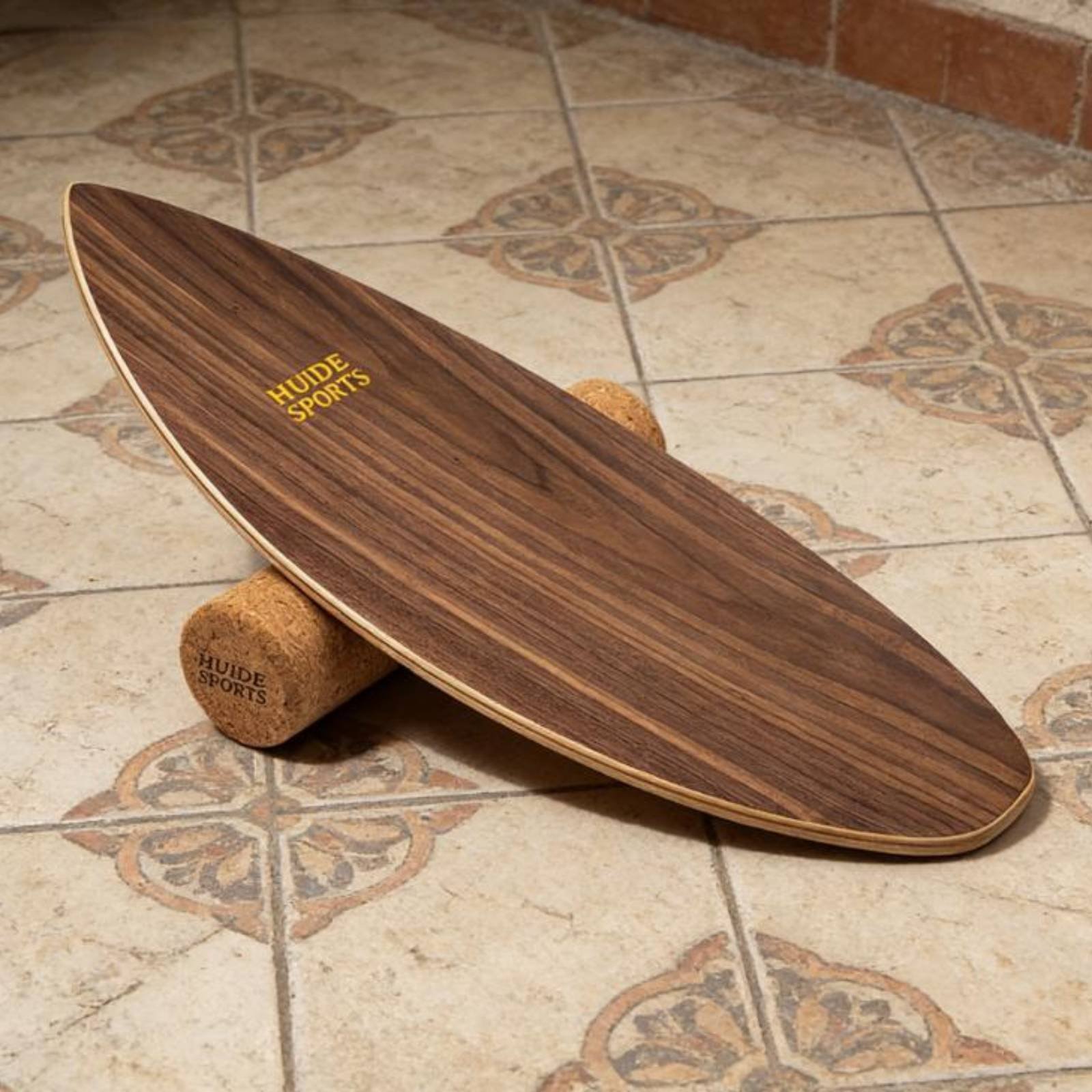 لوح توازن خشبي متين مصنوع من خ - مراجعة Balance Board Wobble وسعره